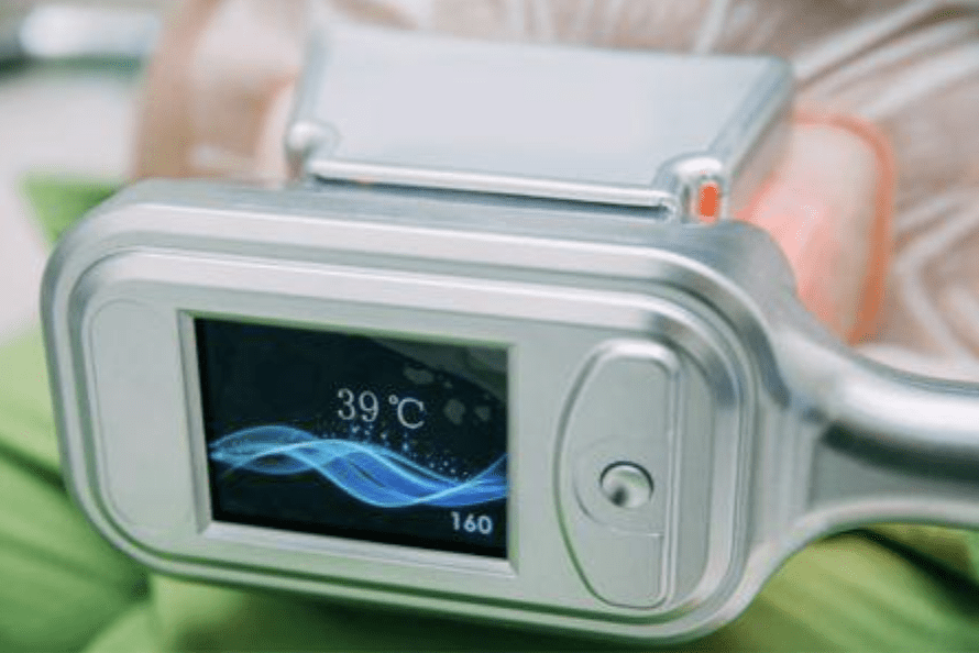 Close up of CoolSculpt device